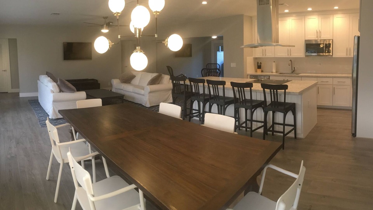 Boca Raton House | Newly Renovated 4/3 Upscale East Boca Home