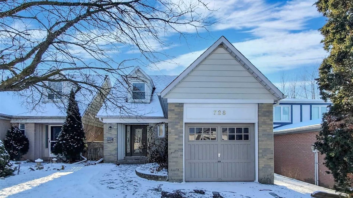 York Regional Municipality House | Newly renovated 4 bedroom and 3 bathroom home