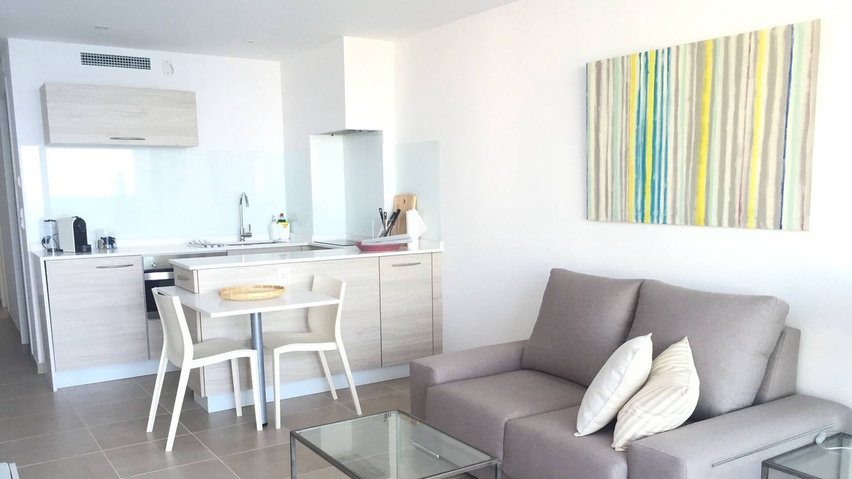 Ses Rotes Velles Condo | newly renovated apartment by the sea