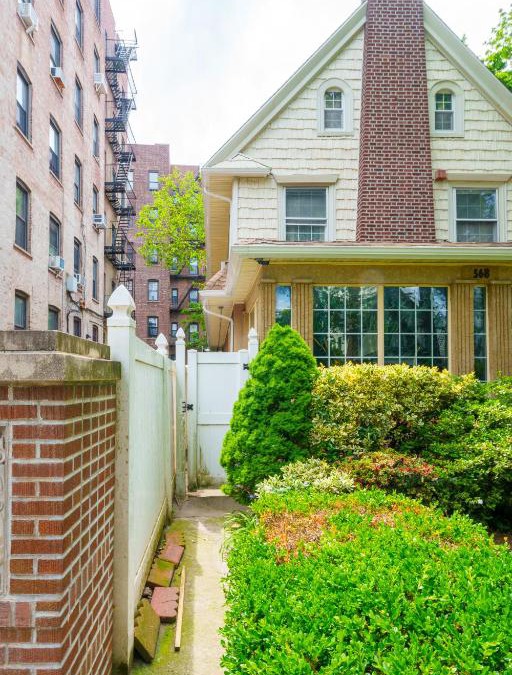 Flatbush Apartment | Newly Renovated Beautiful Studio Apt