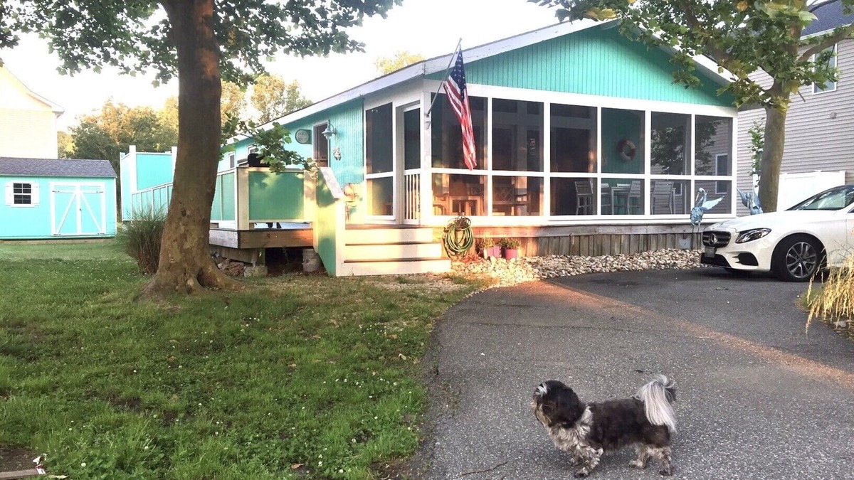 Bethany Beach Cottage | Newly Renovated Cozy Cottage In Family Friendly Community