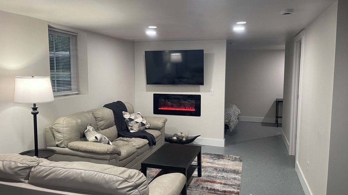 Spartanburg Apartment | NEWLY RENOVATED COZY RIVERSIDE UNIT WITH BBQ