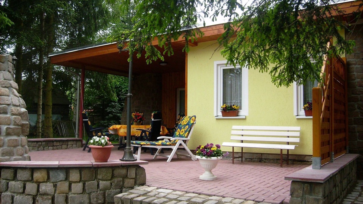 Mechelgruen House | Newly renovated, detached vacation home, pets welcome