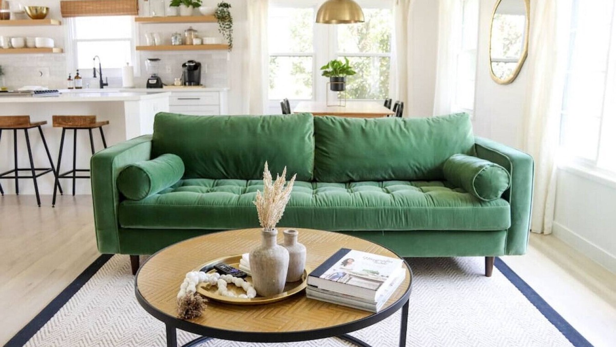 Riviera - Westchester House | Newly Renovated Gem - Contemporary Downtown House