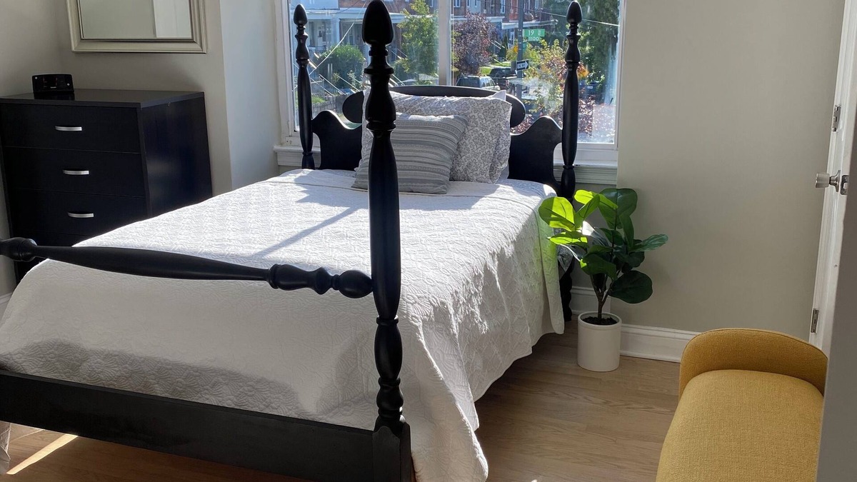 Northeast Bed & Breakfast | Newly renovated home In the heart of Washington, DC with easy and FREE parking!