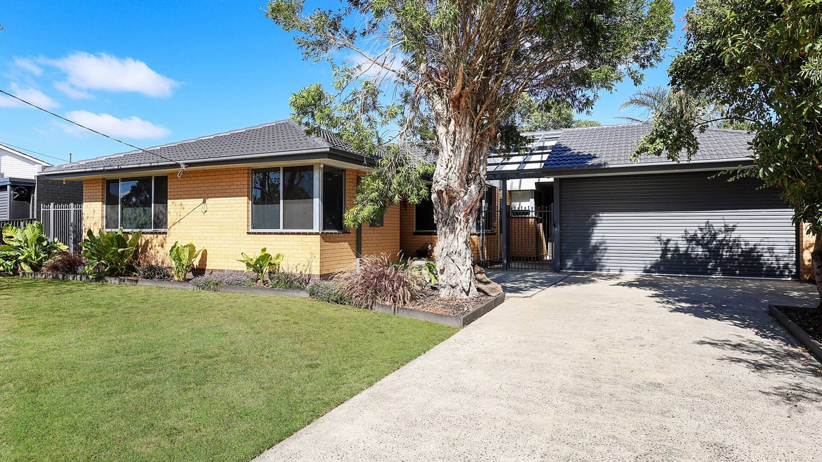 Colac House | Newly Renovated House - Central Location FREE LINEN