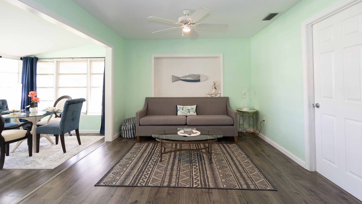 Rock Ridge House | Newly renovated! Quiet home in walkable neighborhood! 2 miles from ocean!