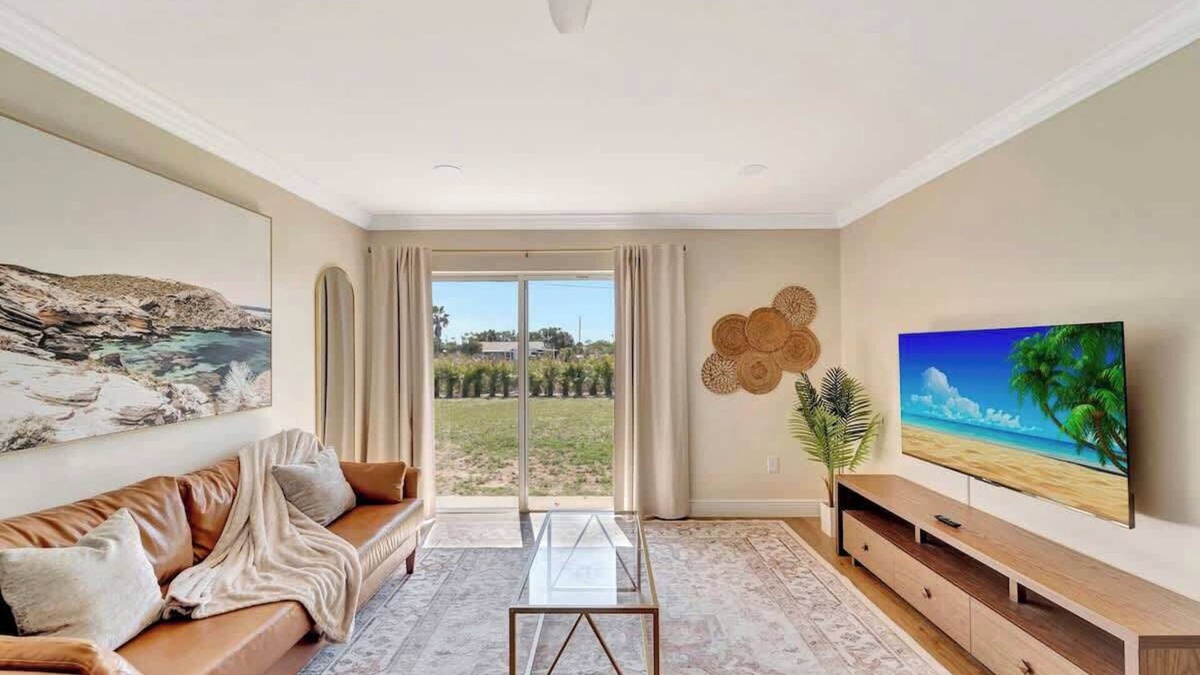 Harbour Heights House | Newly Renovated Retreat Central to I-75 & Downtown