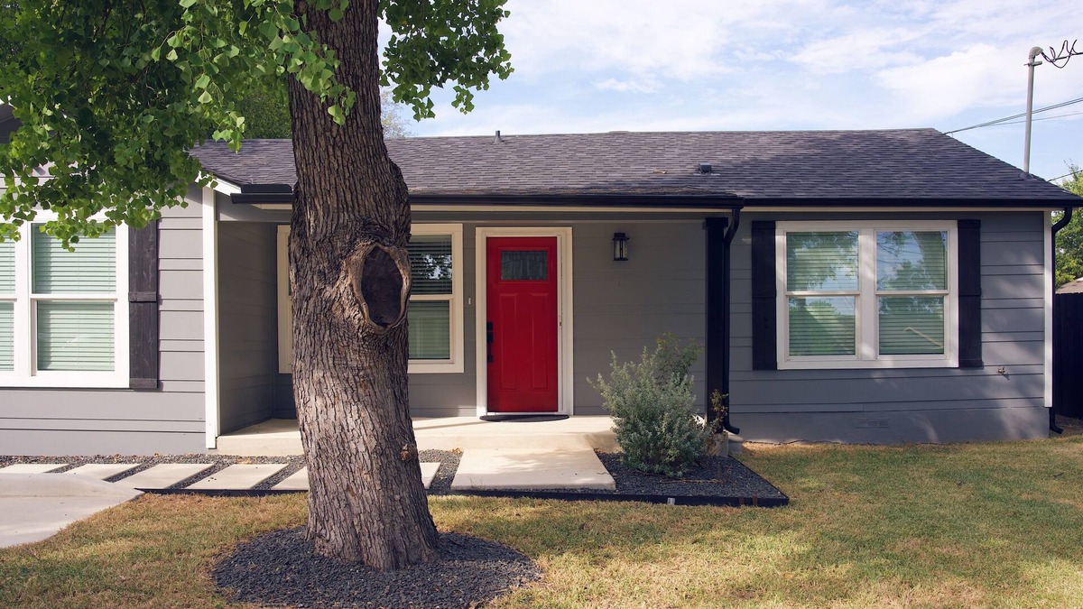 Austin House | Newly Renovated South Austin Home