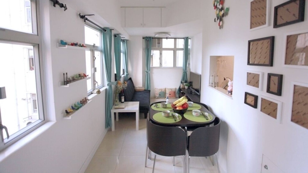 Causeway Bay Apartment | Newly renovated Unit Explore like