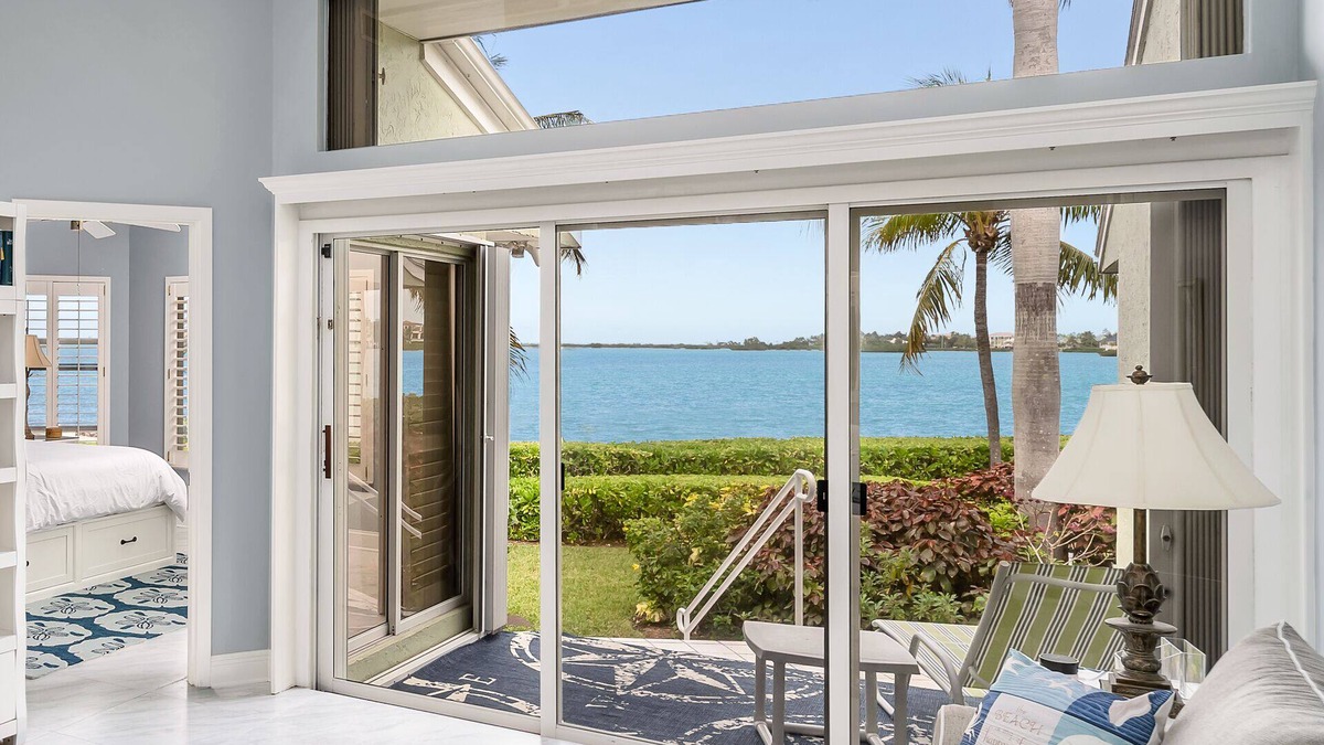 Big Coppitt Key House | Newly Renovated* Water Front Property*Saltwater Pool*Gated*Boat Dock