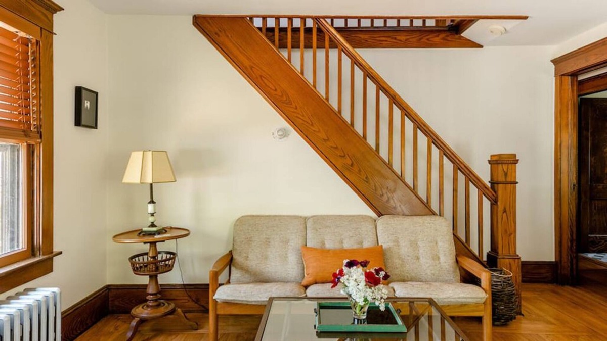 Jeffersonville House | Newly Renovated House in Catskill Village Along Creek