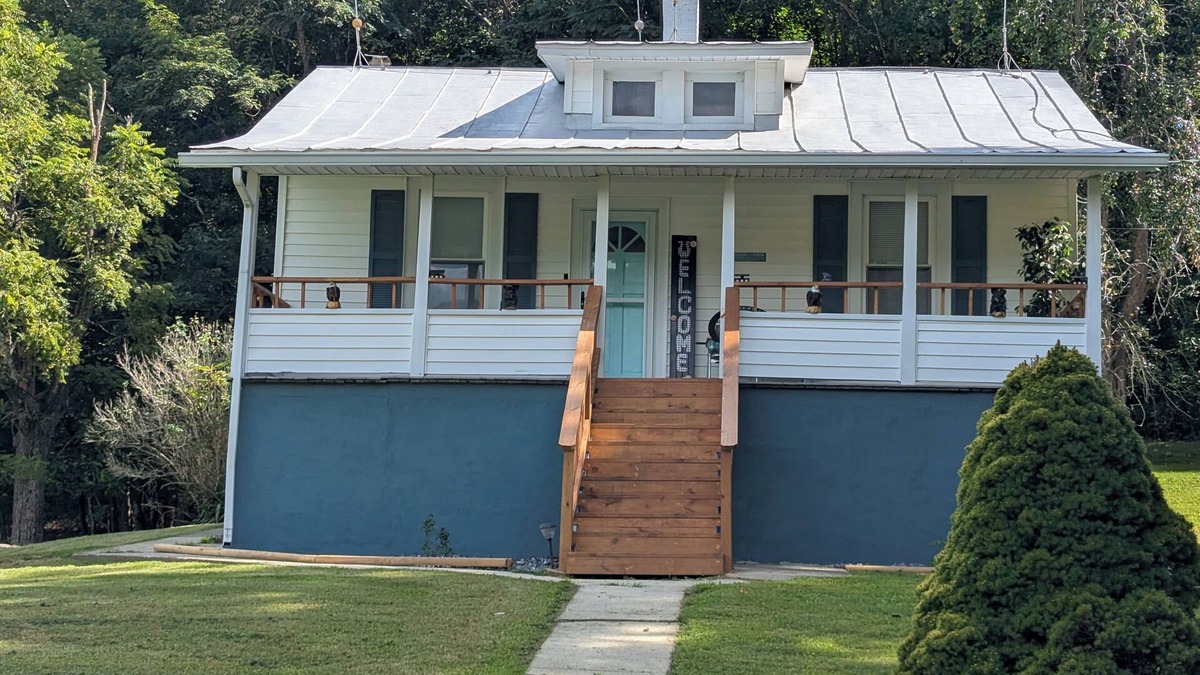 Eagle Rock Other | Newly restored farmhouse on Route 220 with WiFi, Fire TV, mountain views.