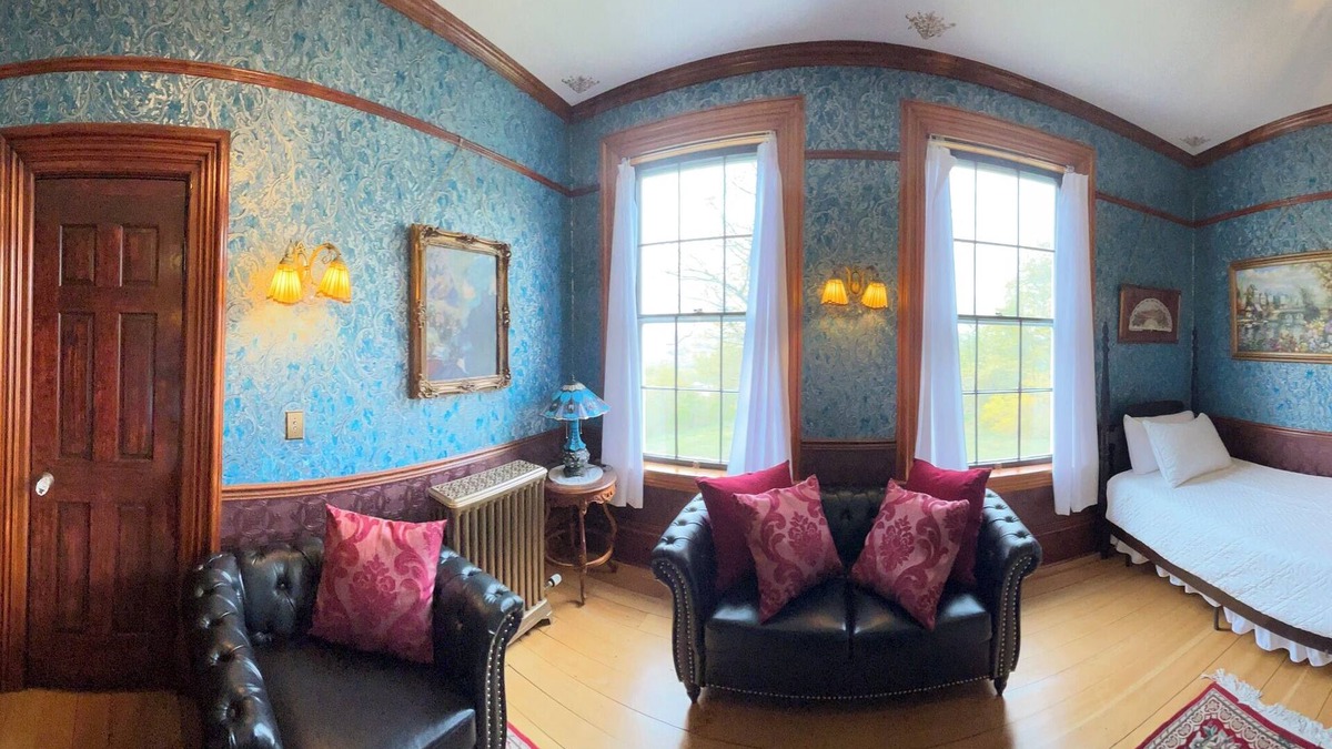 Hancock House | Newly Restored Guest Suite inside Historic Mansion with Scenic Hilltop Views