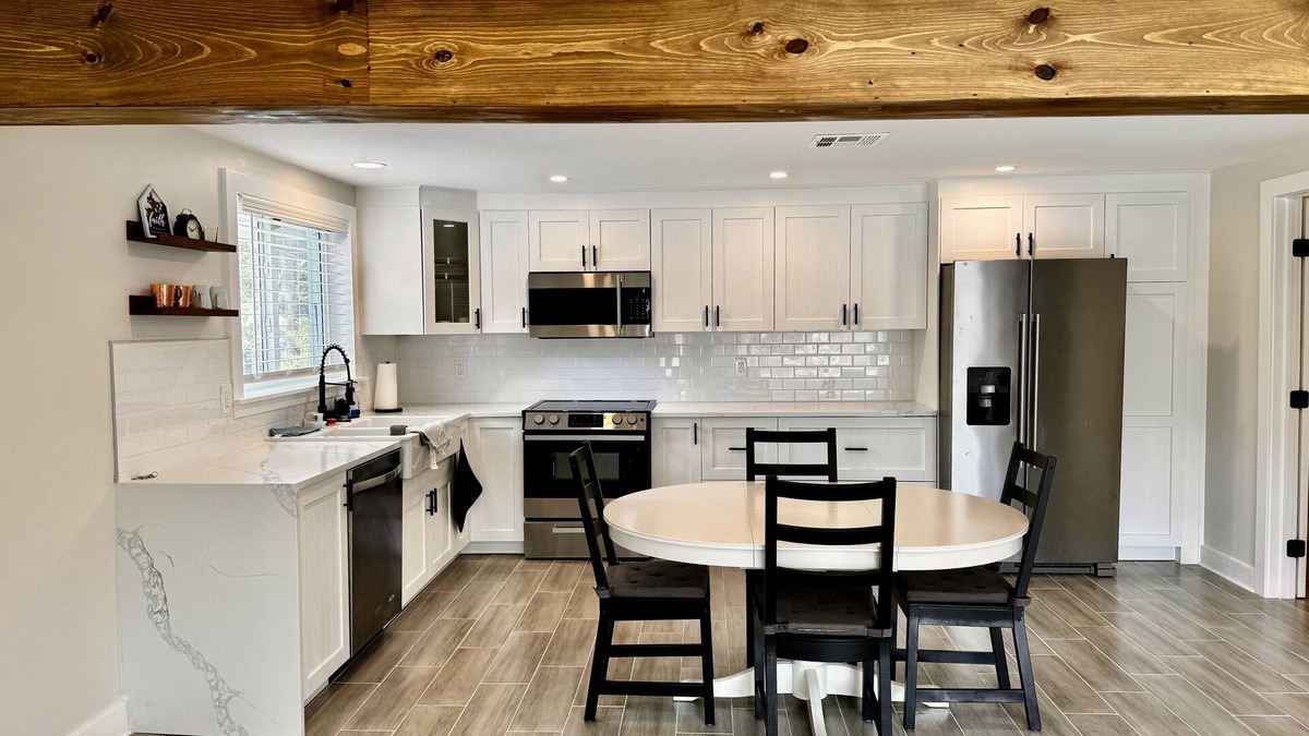 Fort Myers Cottage | Newly updated cottage located walking distance to Downtown Ft. Myers