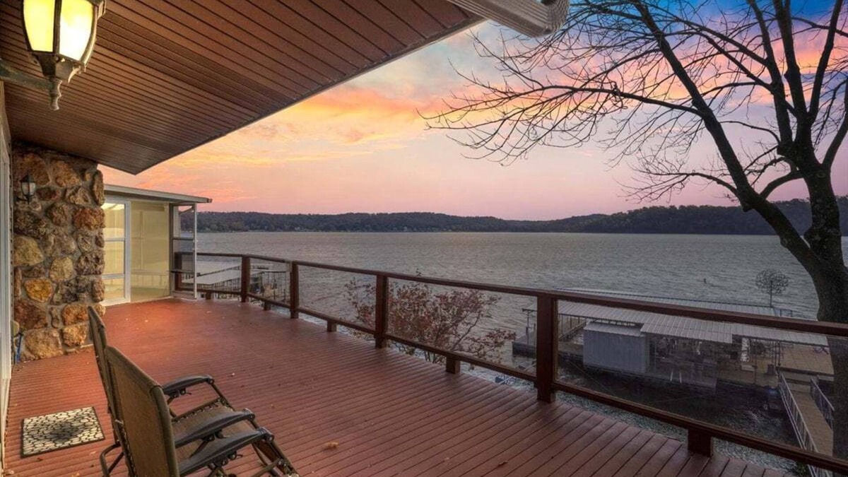 Gravois Mills House | Newly Updated Interior, Sunroom w/Hot Tub, Deck, Deep Water Dock, Boat & PWC Slips