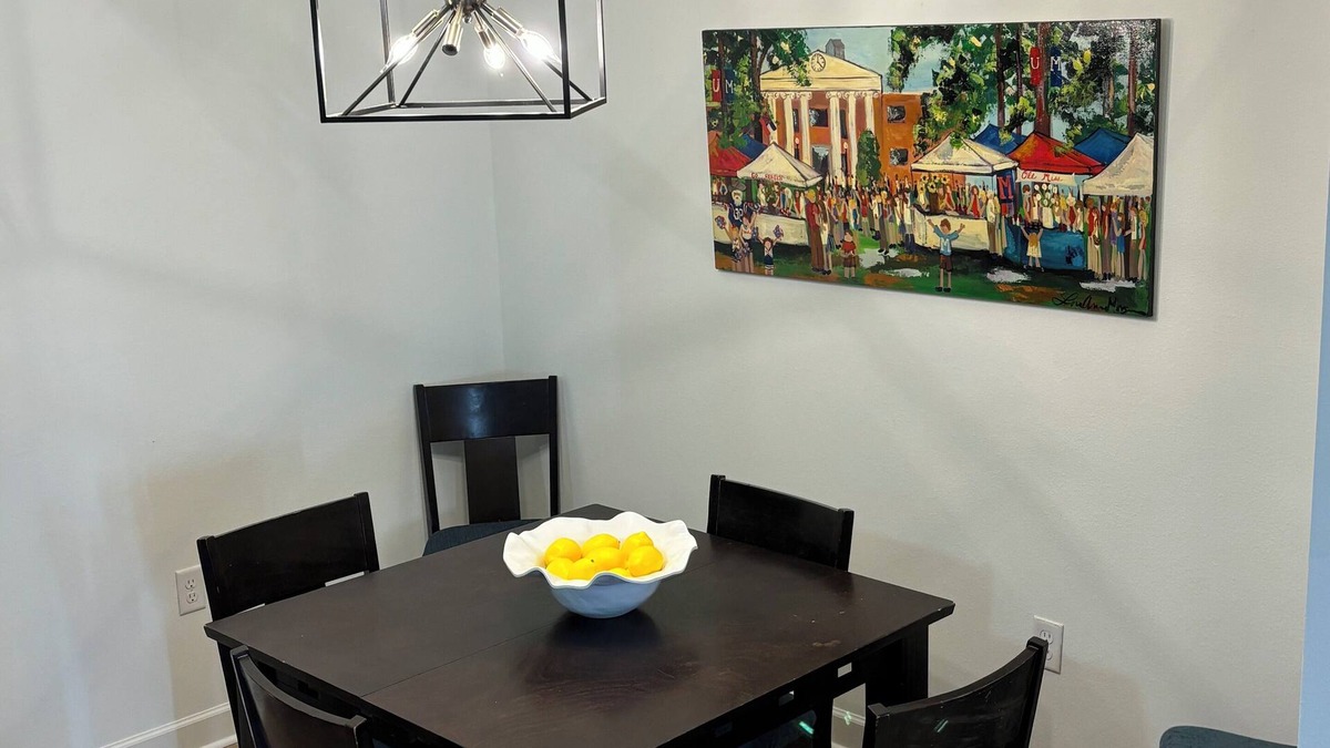 Oxford Condo | Newly updated unit, close and convenient to Oxford Square and Campus.