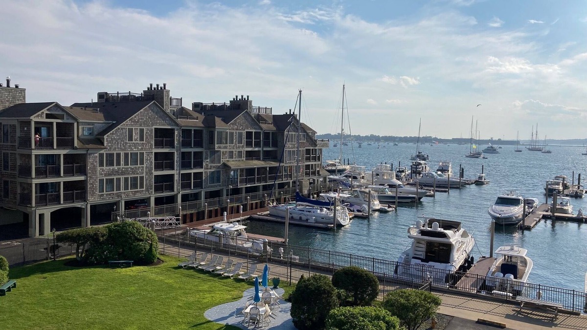 Yachting Village Resort | Newport Harbor front Luxury Resort, Two Bedroom with indoor/outdoor pools
