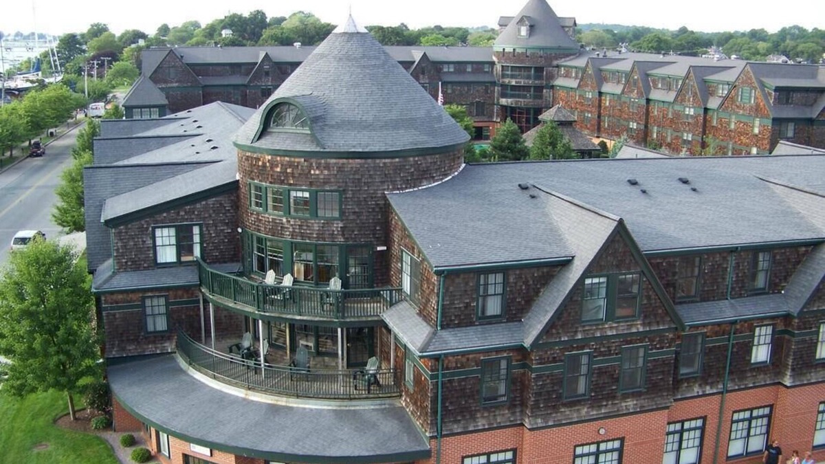 The Point Resort | Newport July 4th 2br Long-wharf Rental