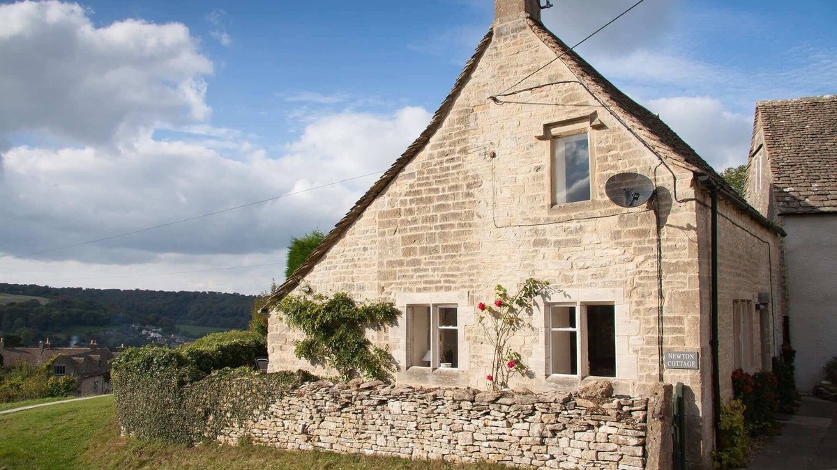 Inchbrook House | Newton Cottage, Amberley Cotswolds