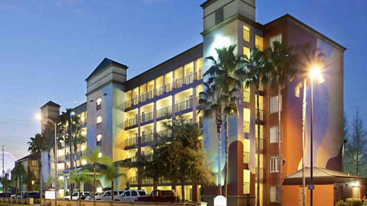 Florida Center Resort | NewYears wk Orlando Sunshine Resort 2bdrm2bth sleeps 8 Villa 12/28/25 - 1/2/26