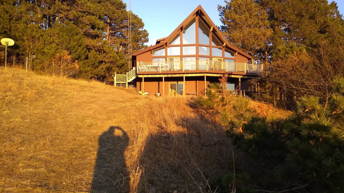 Arcadia House | Nextdoor to Arcadia Bluffs Golf Course