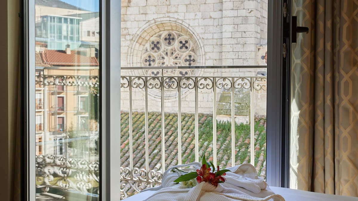 Valladolid City Centre Hotel | Nexus Valladolid Suites & Hotel