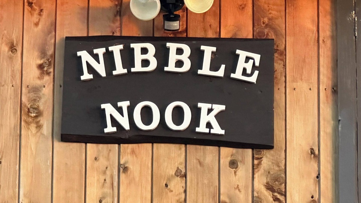 Richmond Downs Cottage | Nibble Nook Farm Cottage