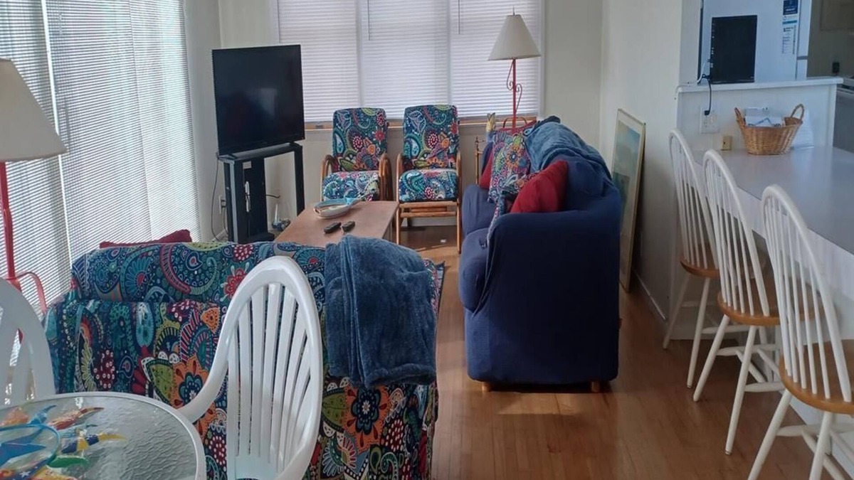 Loveladies House | Nice 3 bedroom lagoon front home