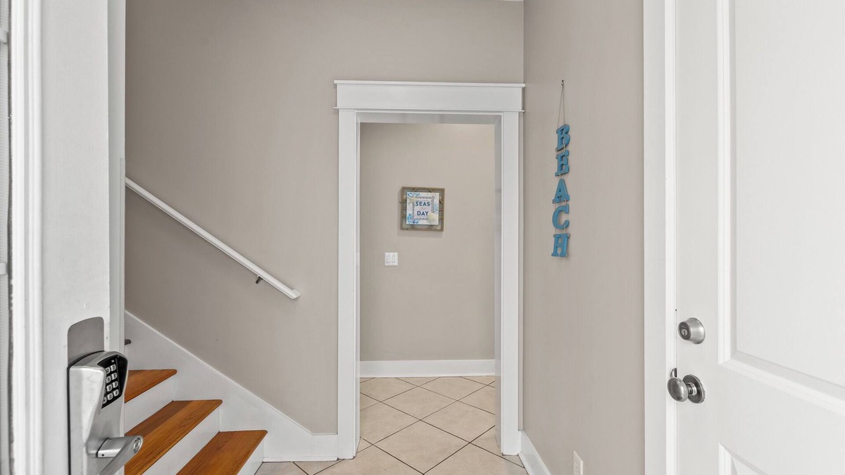Biltmore Beach House | Nice 4-bedroom house with AC in Panama City Beach