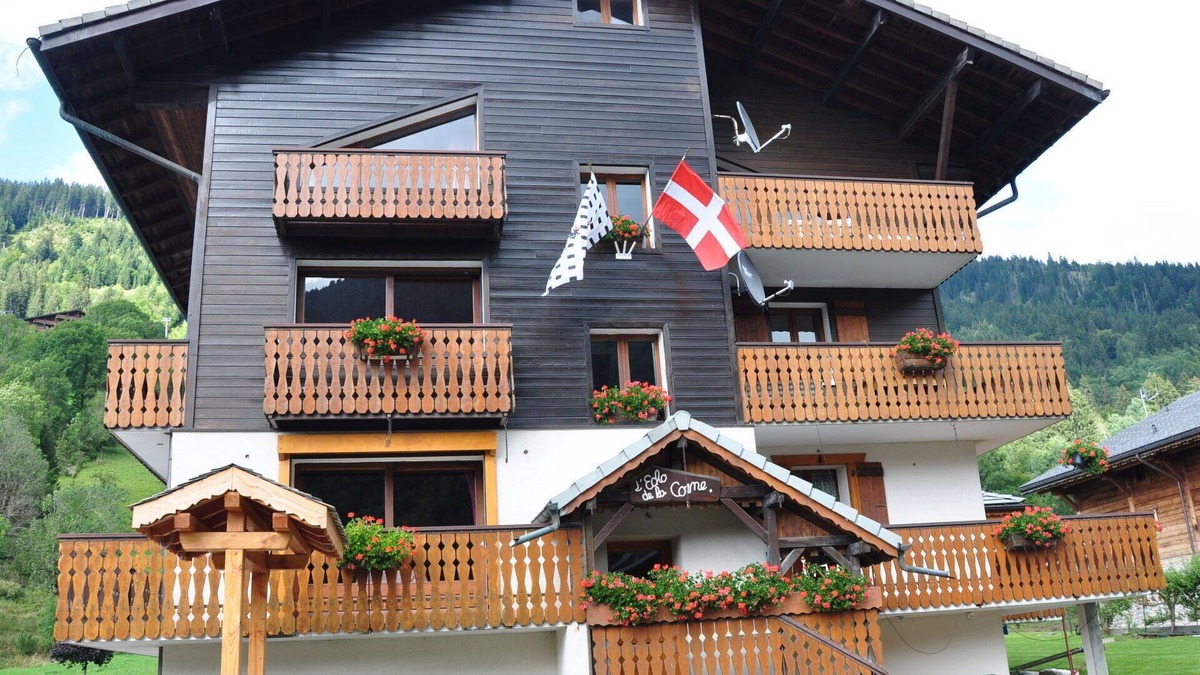 La Chapelle-d'Abondance Apartment | Nice apartment for 4 people with WIFI, TV, balcony, pets allowed and panoramic view