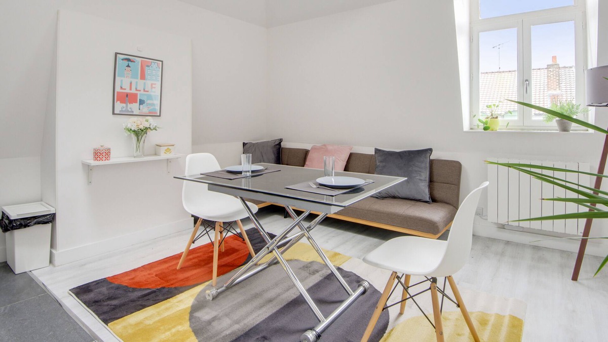 Saint-Maurice Pellevoisin Apartment | Nice and comfortable flat in Lille-Europe nearby the Old City - Welkeys
