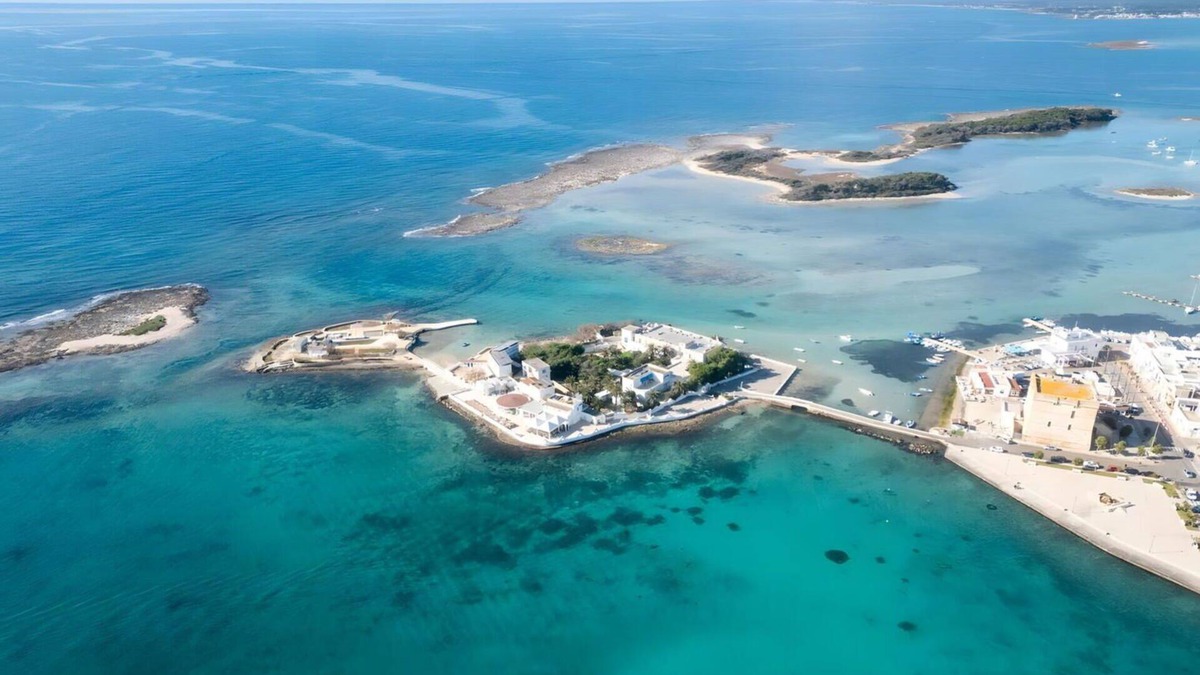Torre Specchia Ruggeri Apartment | Nice apartment for 4 guests with WIFI, TV and pets allowed, close to Otranto