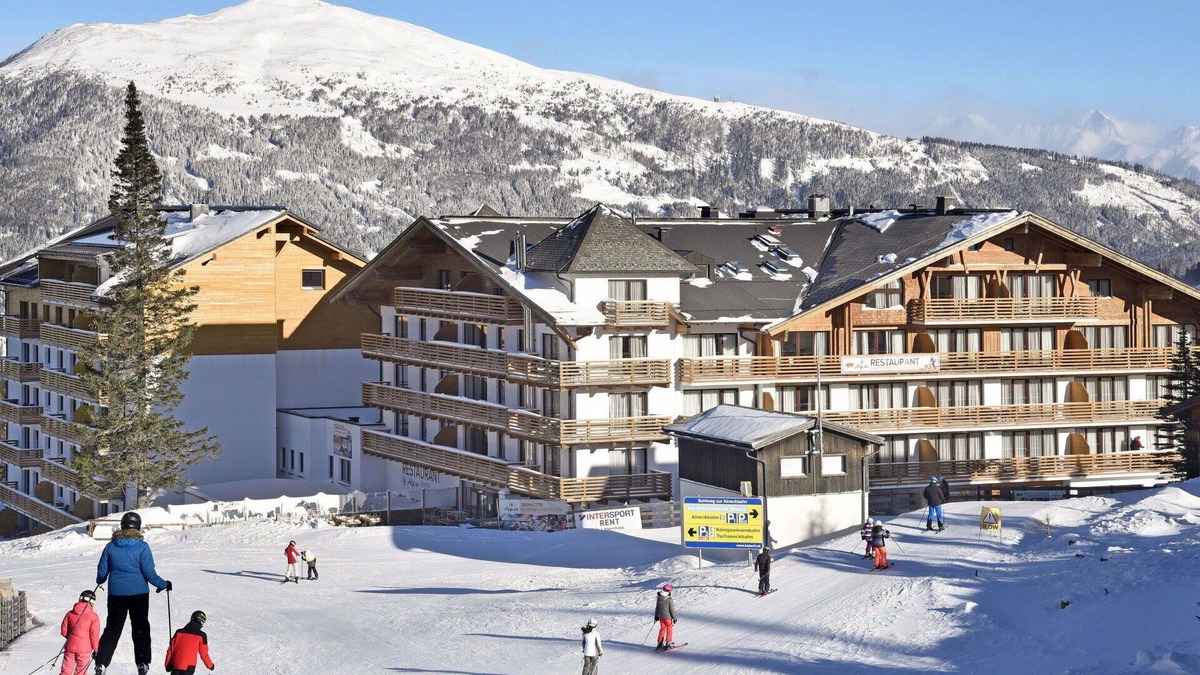 Katschberg Apartment | Nice apartment for 4 people with pool, WIFI, balcony, pets allowed and panoramic view