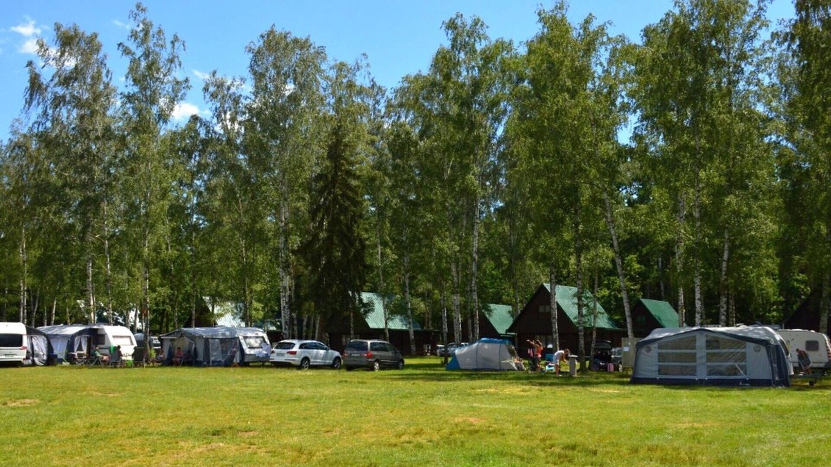 Hradec Kralove House | Nice apartment in villa for 12 people with WIFI, TV, patio, pets allowed and parking