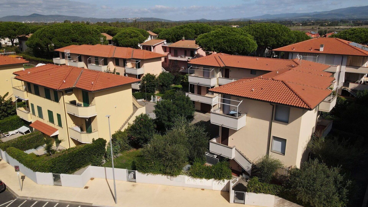 Mazzanta Apartment | Nice apartment for 4 people with TV, patio and parking