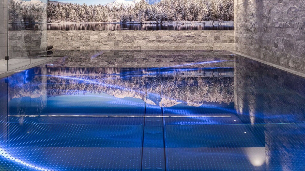 Kirchberg in Tirol Apartment | Nice apartment for 4 guests with pool, WIFI, TV and terrace