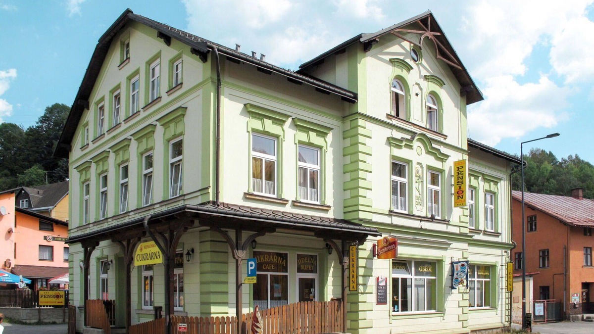 Tanvald Apartment | Nice apartment for 4 guests with hot tub, WIFI, TV and pets allowed
