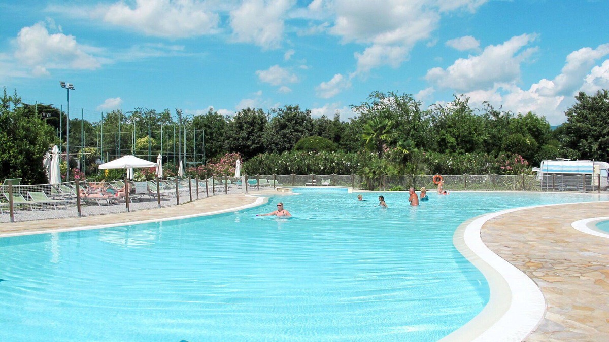 Pieve Vecchia Apartment | Nice apartment for 8 guests with A/C, WIFI, hot tub, pool, TV and terrace