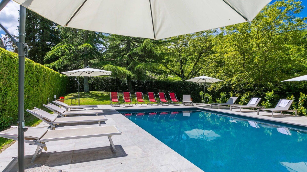 Torsoli Villa | Nice apartment in villa for 20 guests with private pool, WIFI, TV, terrace and pets allowed