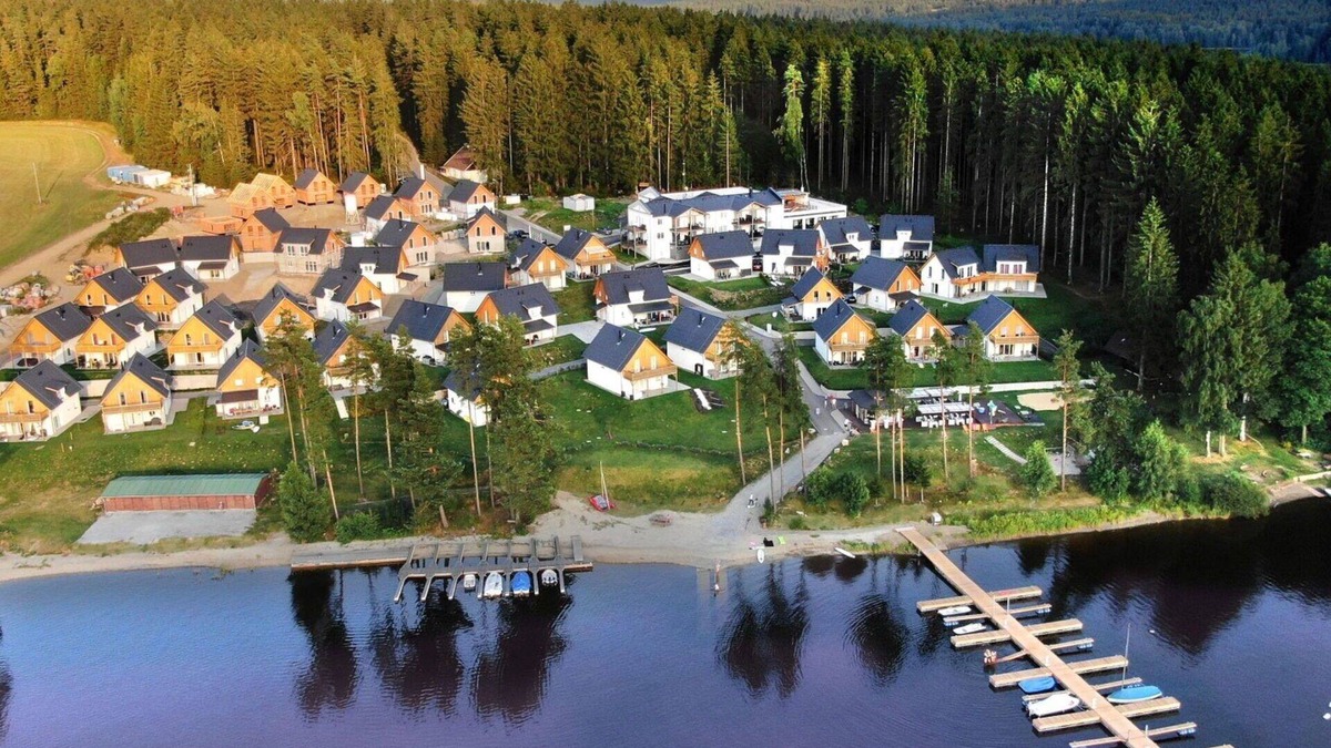Lojzova Paseka Apartment | Nice apartment for 4 people with hot tub, WIFI, TV and terrace