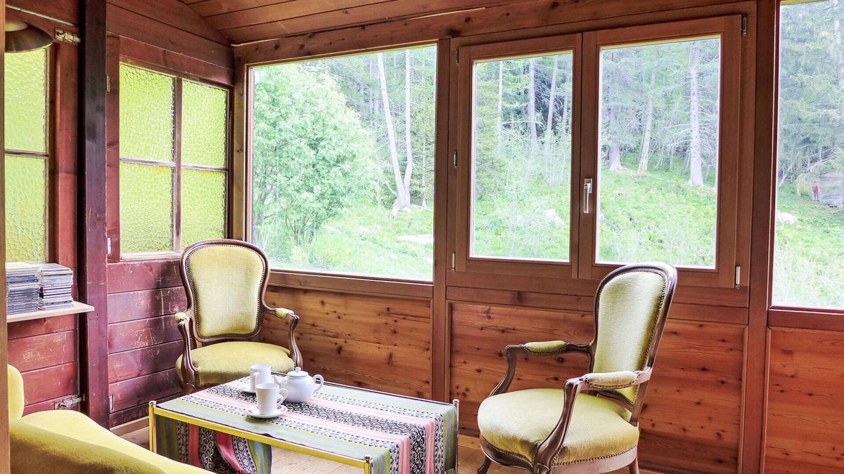Buerchen Apartment | Nice apartment for 10 people with WIFI, TV and patio
