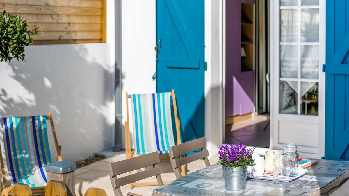 Guethary Apartment | Nice apartment for 2 people with A/C, WIFI, TV, terrace and parking