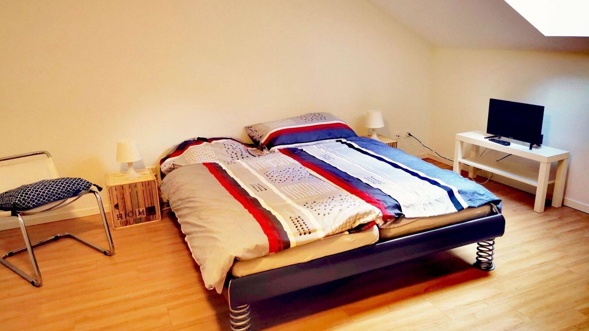 Thun Apartment | Nice apartment for 2 guests with WIFI, TV, balcony and pets allowed