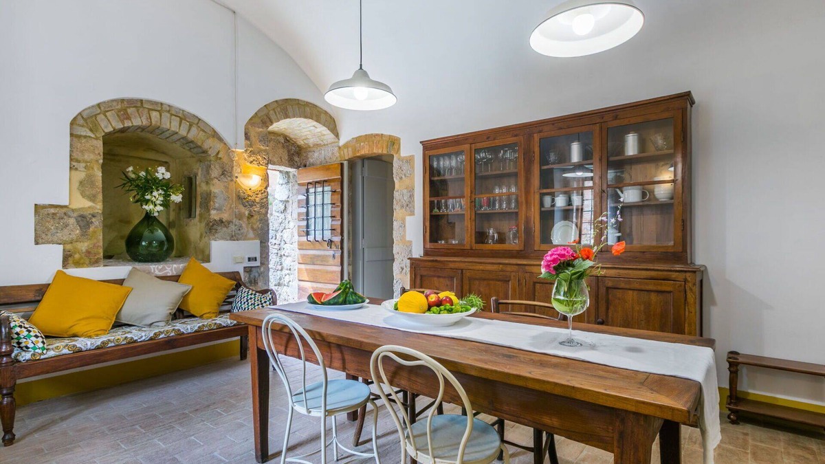 Stigliano Apartment | Nice apartment for 2 guests with WIFI, TV, patio, pets allowed and panoramic view