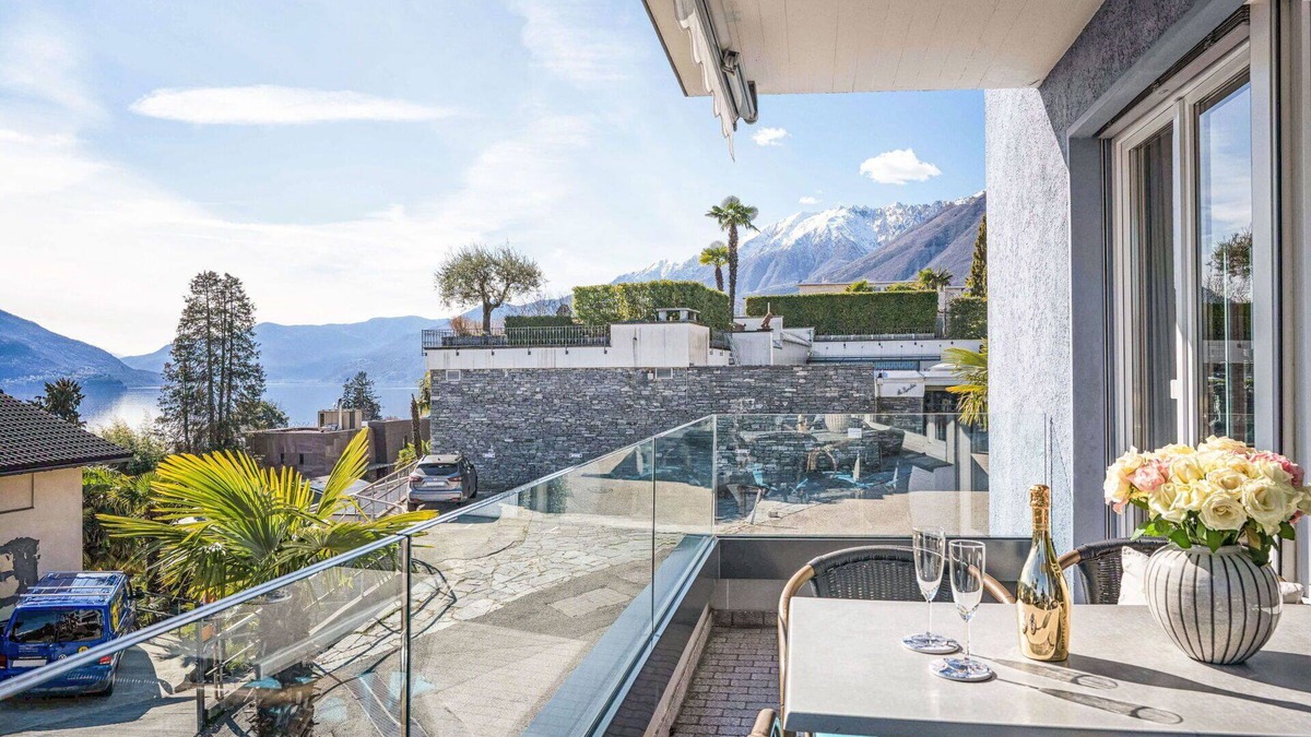 Ascona Apartment | Nice apartment for 4 people with WIFI, TV, balcony and pets allowed