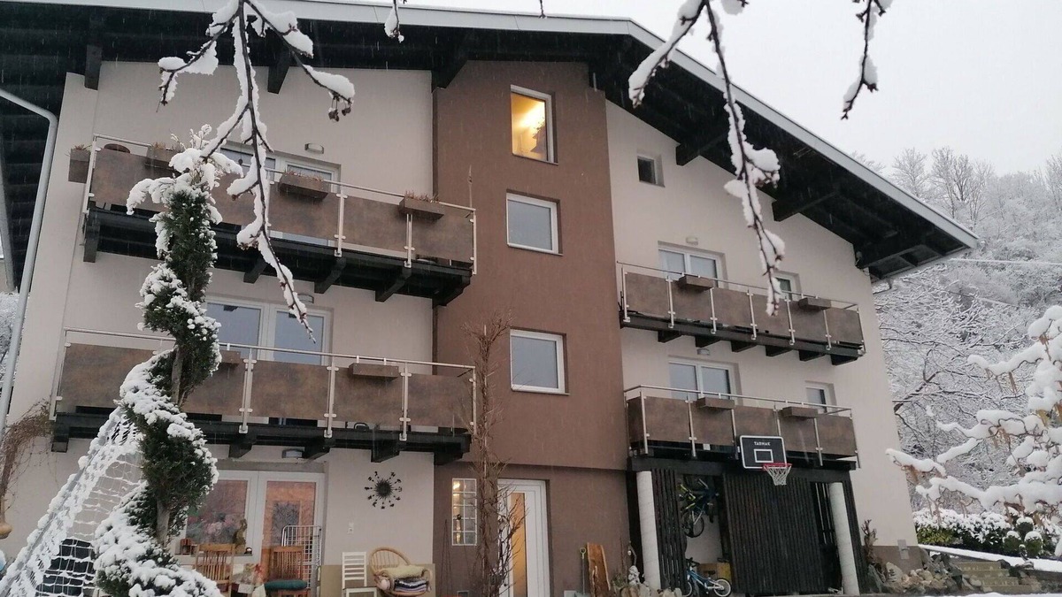 Pians Apartment | Nice apartment for 4 people with WIFI, TV and balcony