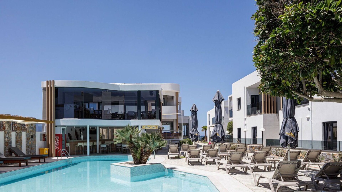 Gournai Apartment | Nice apartment for 5 guests with A/C, WIFI, pool, TV, balcony and parking