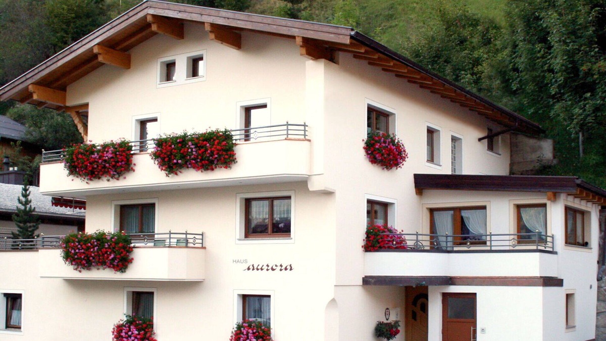 Kappl Apartment | Nice apartment for 5 guests with WIFI, TV and terrace