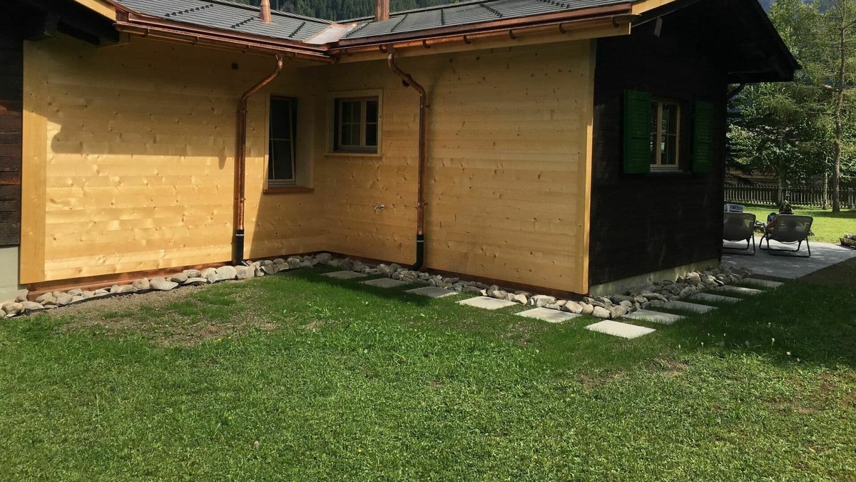 Lenk Apartment | Nice apartment for 6 guests with WIFI, TV, balcony and parking